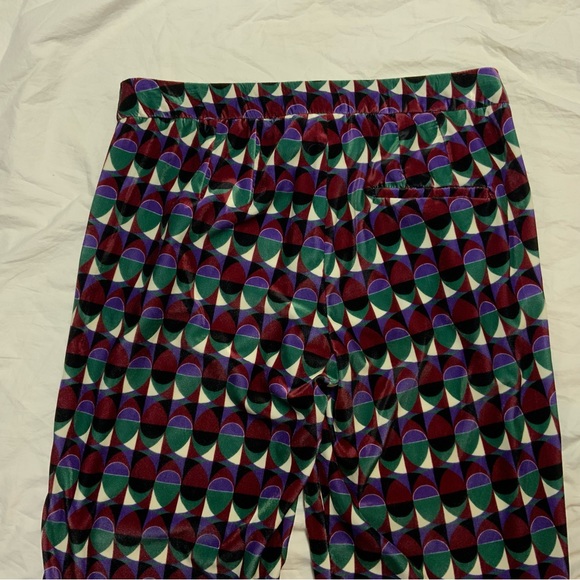 Marella Gancio Velvet Pants Mod Hippie Boho 60’s
Size 2 New With Tags $340 - Picture 6 of 15